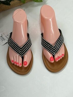 Black Beaded V-Strip Thong Sandals - Women